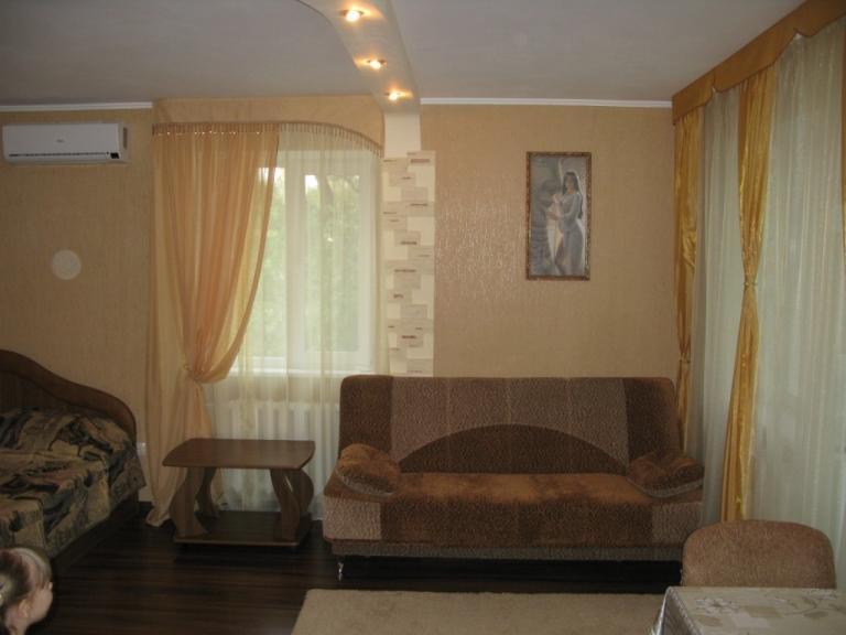 Студія Біля Gagarinmall, 10Хв Від Автовокзалу Krivoy Rog Exterior foto